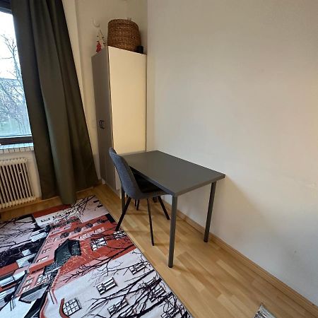 Cozy Apartment In Vallila - Helsínquia Exterior foto