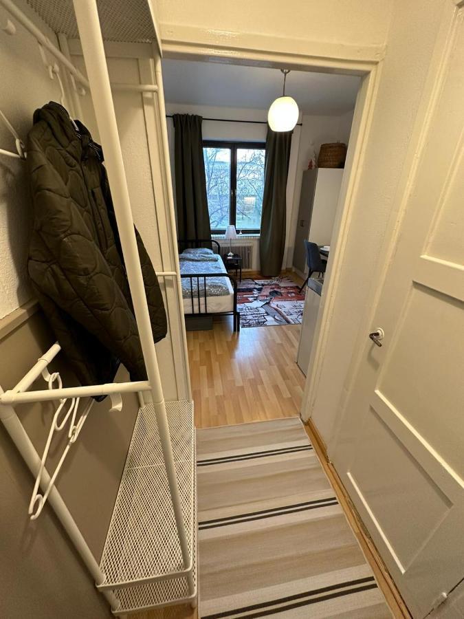 Cozy Apartment In Vallila - Helsínquia Exterior foto
