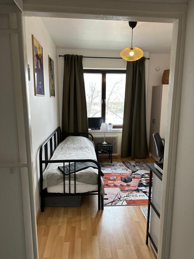 Cozy Apartment In Vallila - Helsínquia Exterior foto